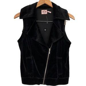 Juicy couture velvet zipper two pockets vest.